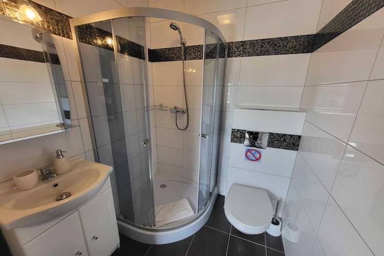 Comfortable Premium Class Apartment Shared Swimming Pool Gaski Exterior photo
